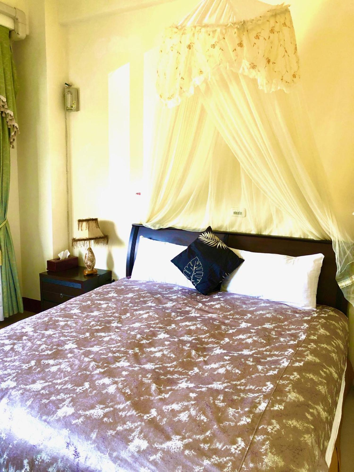 Green Window Homestay綠窗小築天安居民宿 Kota Hualien Bagian luar foto